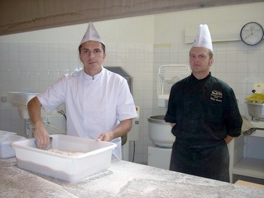 Démonstrateur et formateur en boulangerie Démonstrateur et formateur en boulangerie